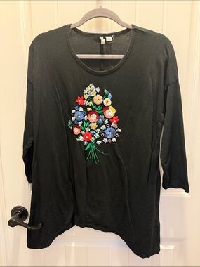 EST. 1946 Black Embellished 3/4 Long-Sleeve Floral Women’s Top (L)